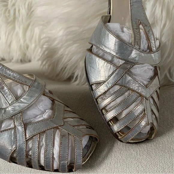 Antique 1920s Silver Leather T-Strap Art Deco Heels - Picture 4 of 16